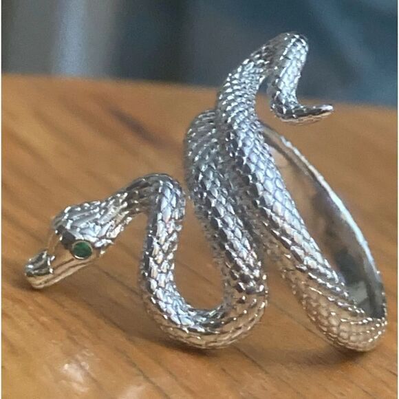 The Green Eyed Serpent Ring in 925 silver - Picture 11 of 12